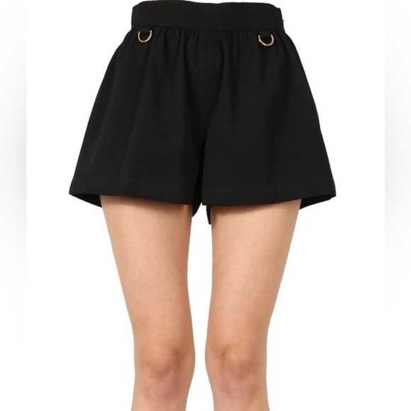 No flaws!  Givenchy Designer Black Wool Shorts With Gold - Size 38FR US6 - Picture 1 of 6